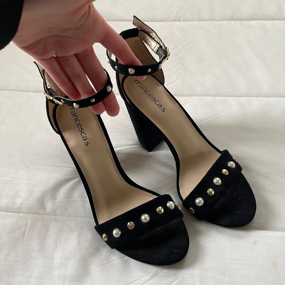 Size 7, black Francesca heels